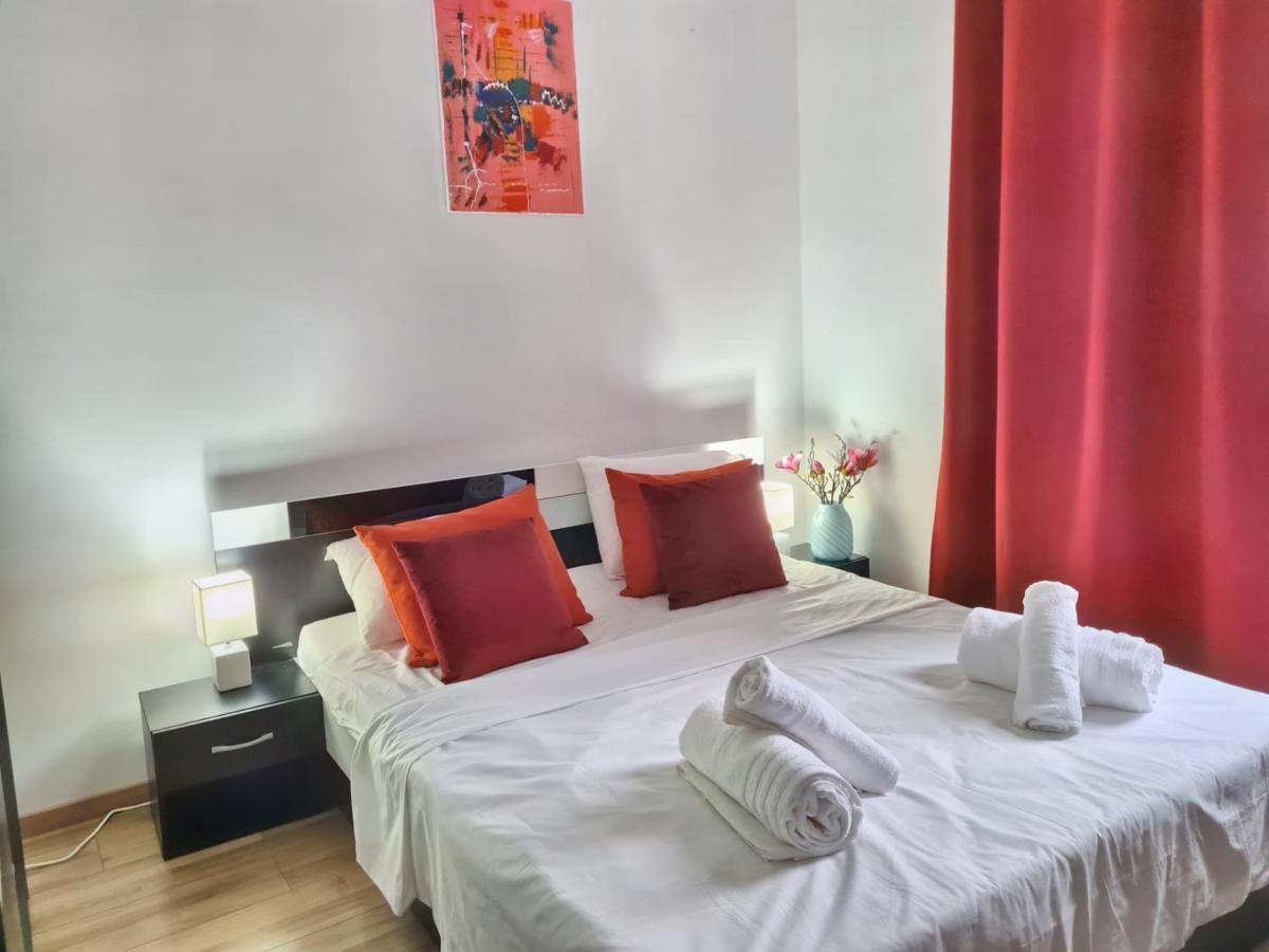 Ultracentral 5* Boutique Hotel Style Apartment. Brand New. 2 Rooms. Spacious. Free Parking Cluj-Napoca Exterior foto